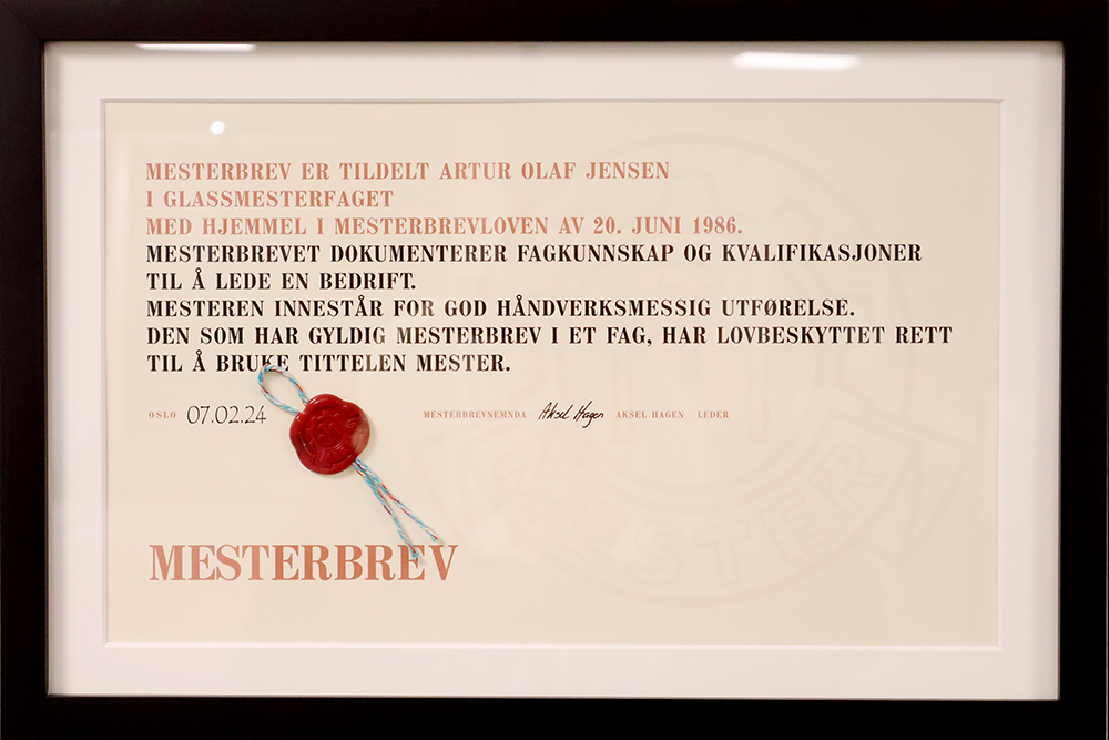 Foto av mesterbrev